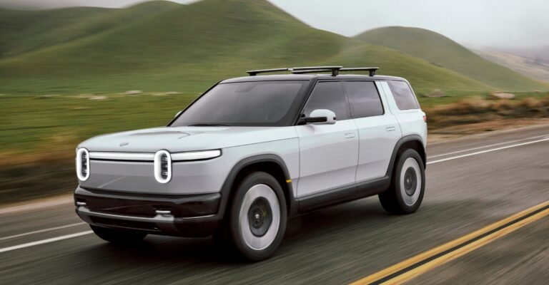 07_Rivian_R2